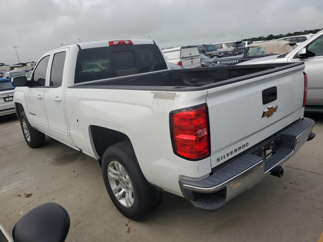 2018 Chevrolet Silverado C1500 Lt VIN: 1GCRCREC1JZ333004 Lot: 74260954