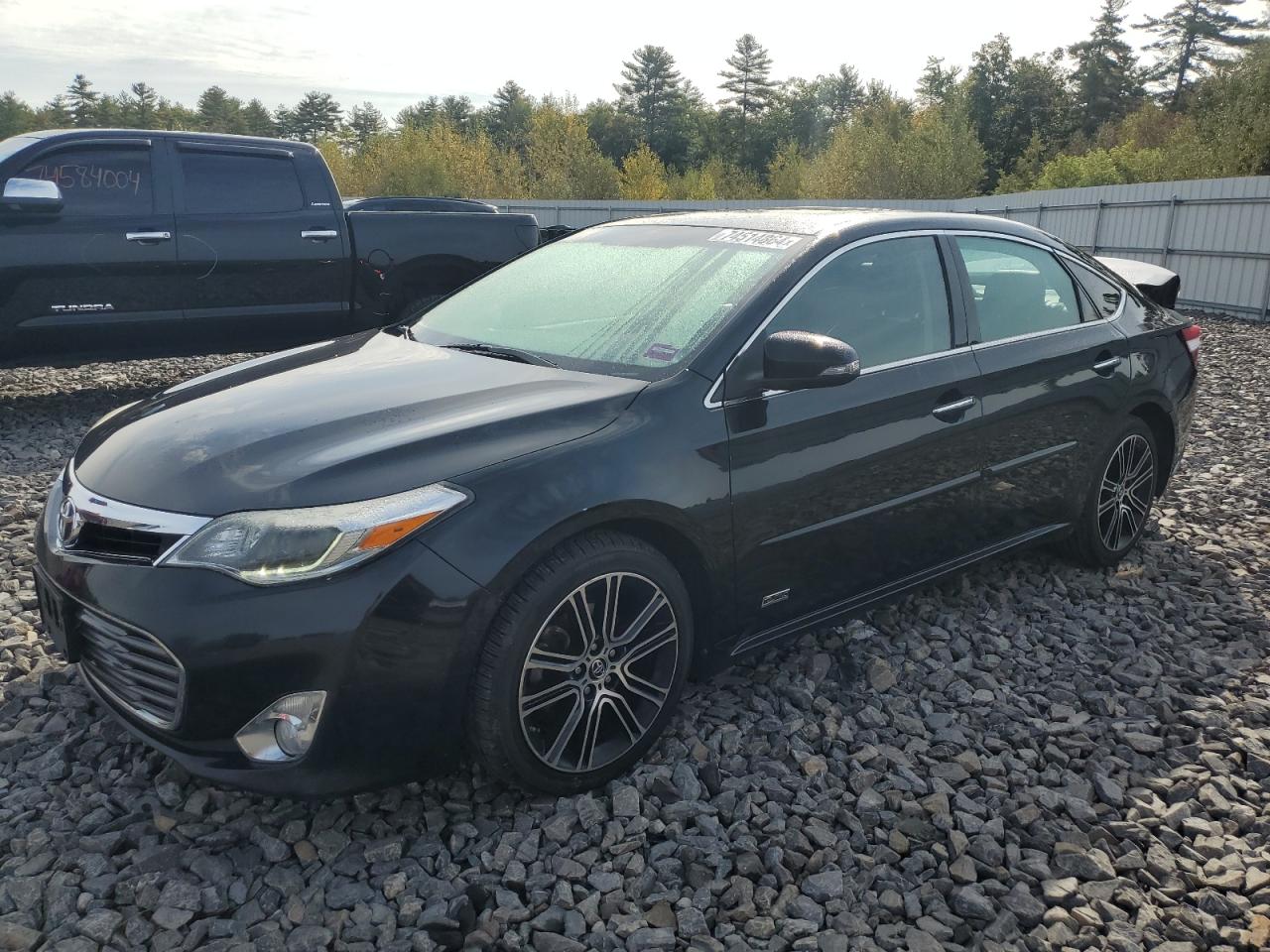 2015 Toyota Avalon - Image 1