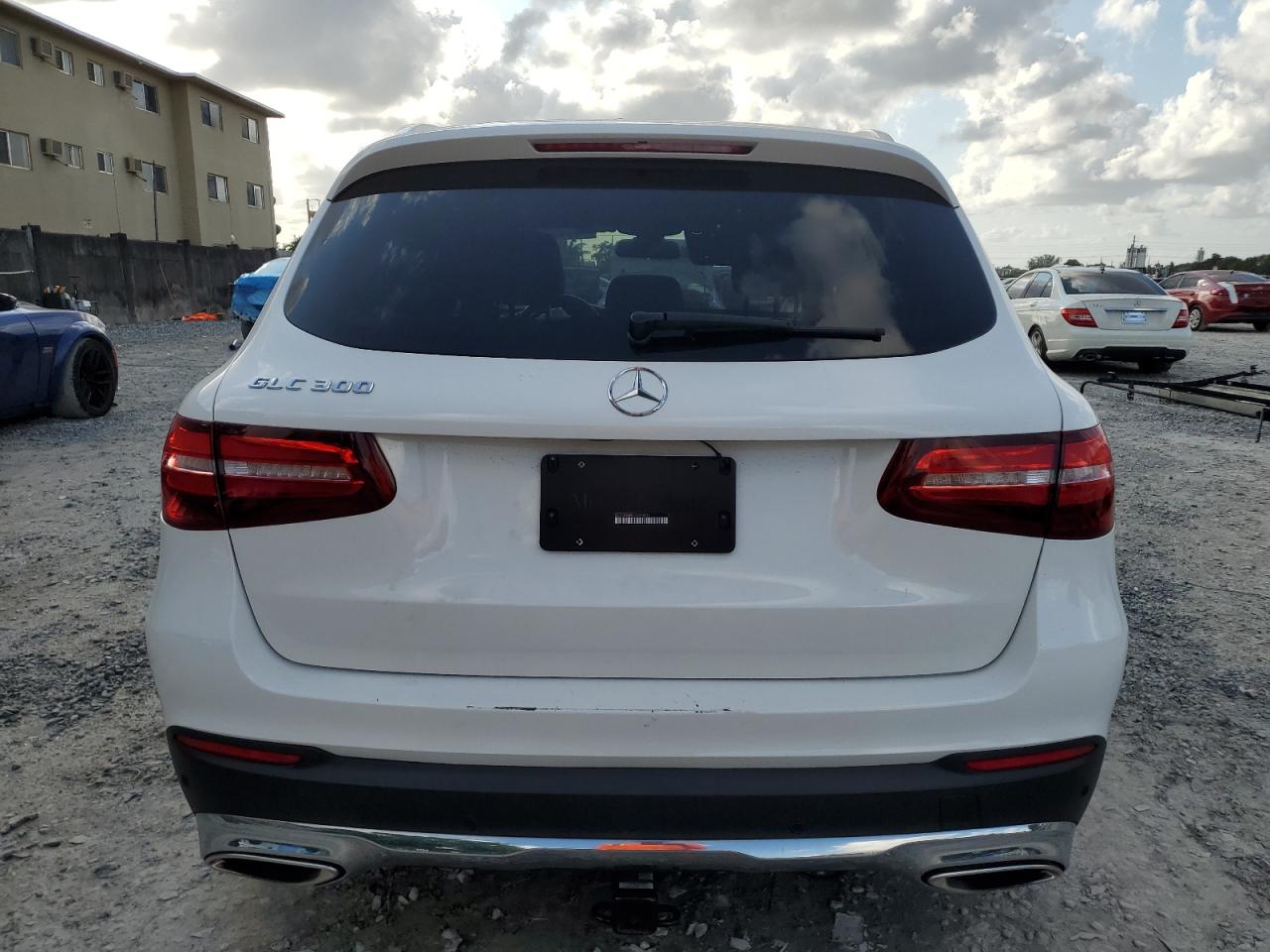 WDC0G4JB8JV020109 2018 Mercedes-Benz Glc 300