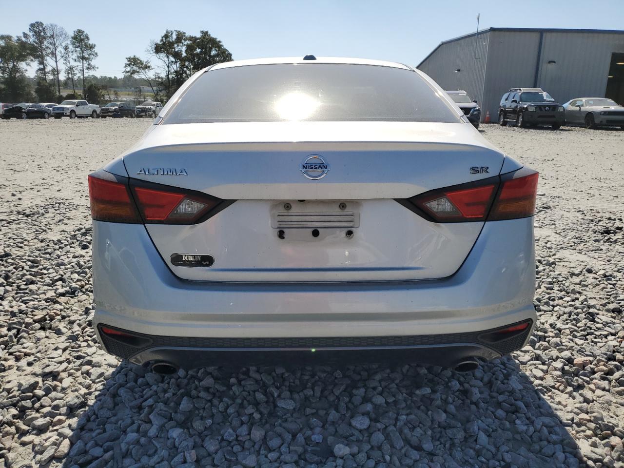 2019 Nissan Altima - Image 6