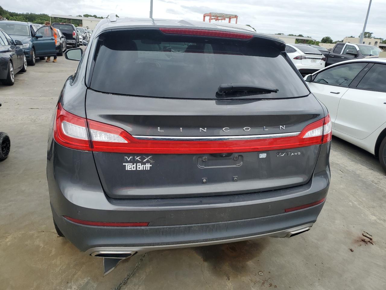 2LMPJ8LP0JBL31390 2018 Lincoln Mkx Reserve