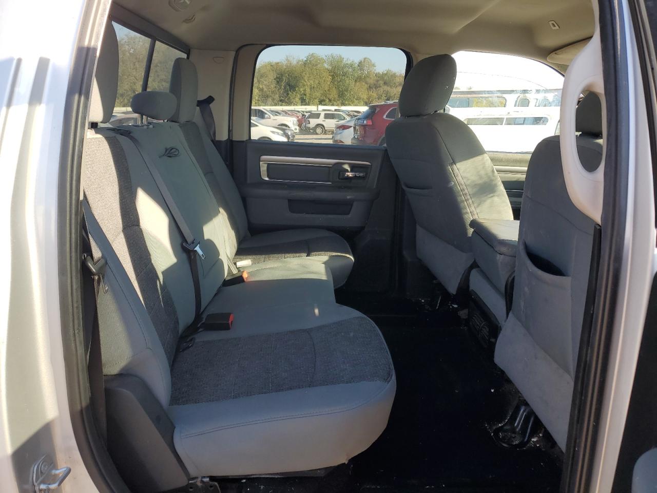 2018 RAM 1500 - Image 10