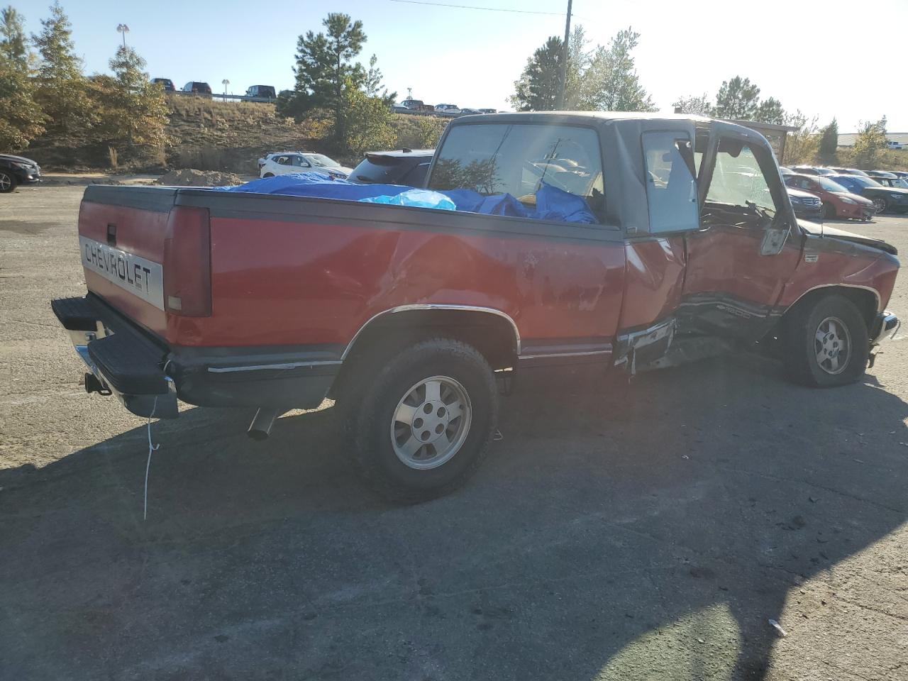 1992 Chevrolet GMT-400 - Image 3