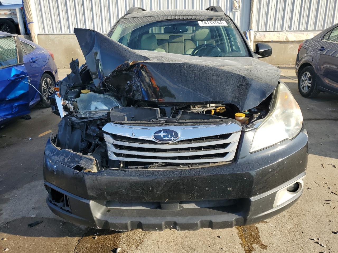 2010 Subaru Outback - Image 5