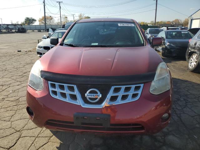  NISSAN ROGUE 2013 Красный