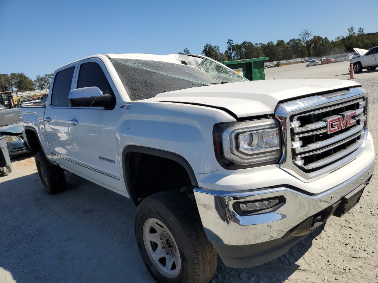 2017 GMC Sierra - Image 4