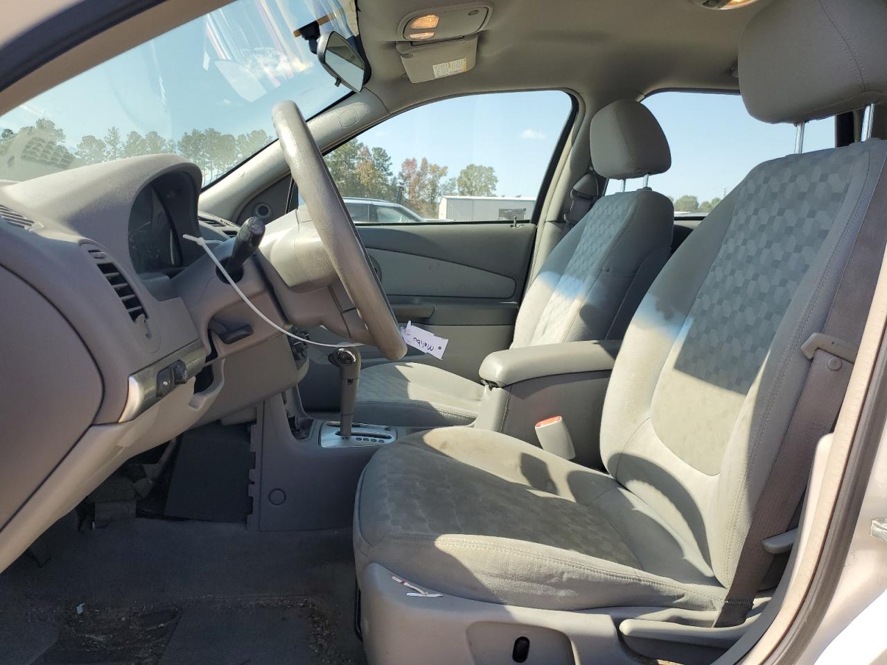 2004 Chevrolet Malibu - Image 7