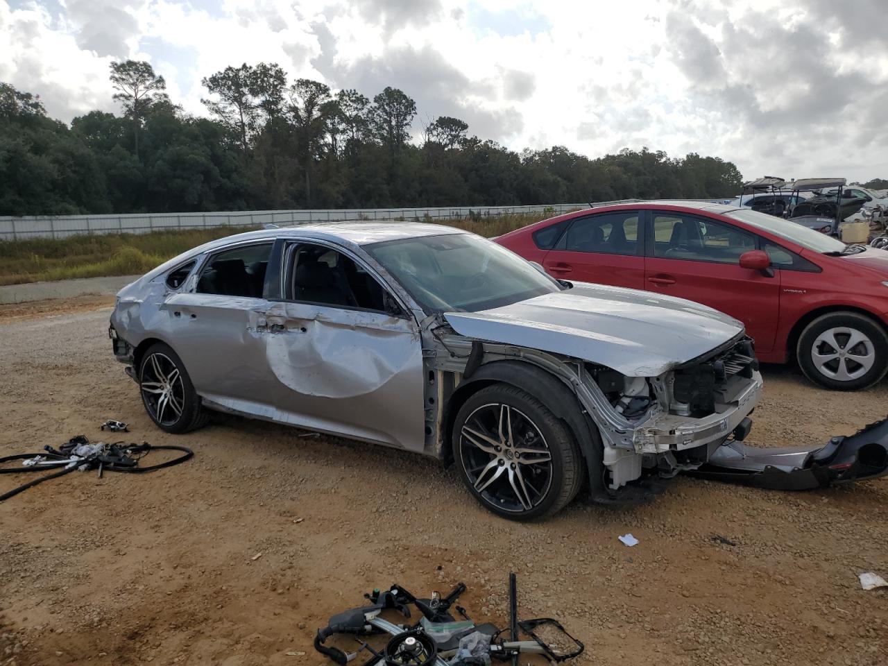 2021 Honda Accord - Image 4