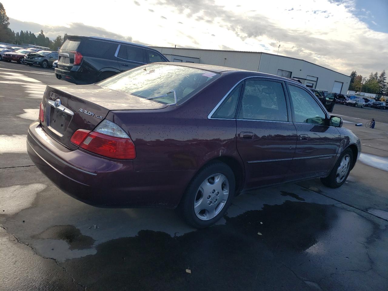 2003 Toyota Avalon - Image 3