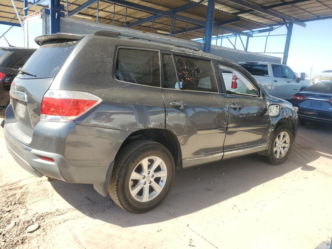 2011 Toyota Highlander - Image 3