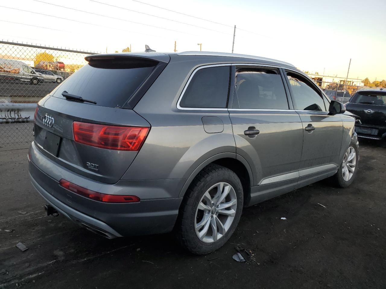 VIN WA1LAAF71HD034158 2017 AUDI Q7 no.3