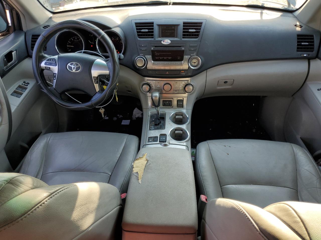 2011 Toyota Highlander Base VIN: 5TDBK3EH9BS059938 Lot: 77233944