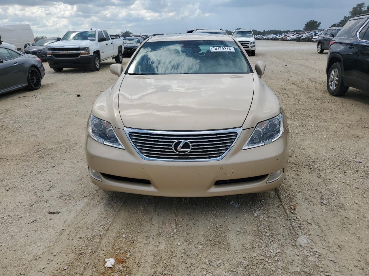 2007 Lexus LS - Image 5