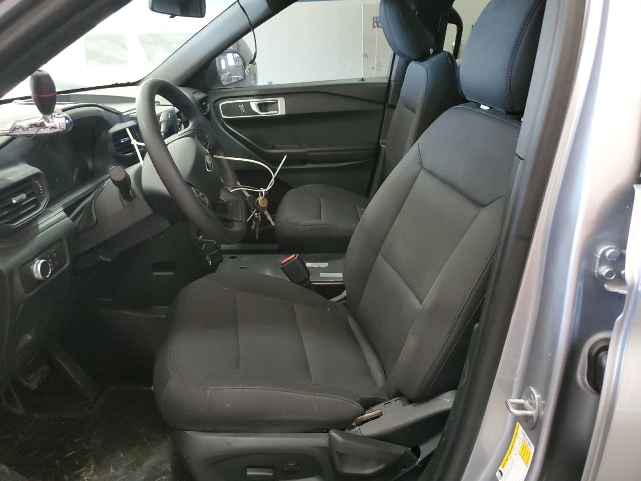 2022 Ford Explorer - Image 7