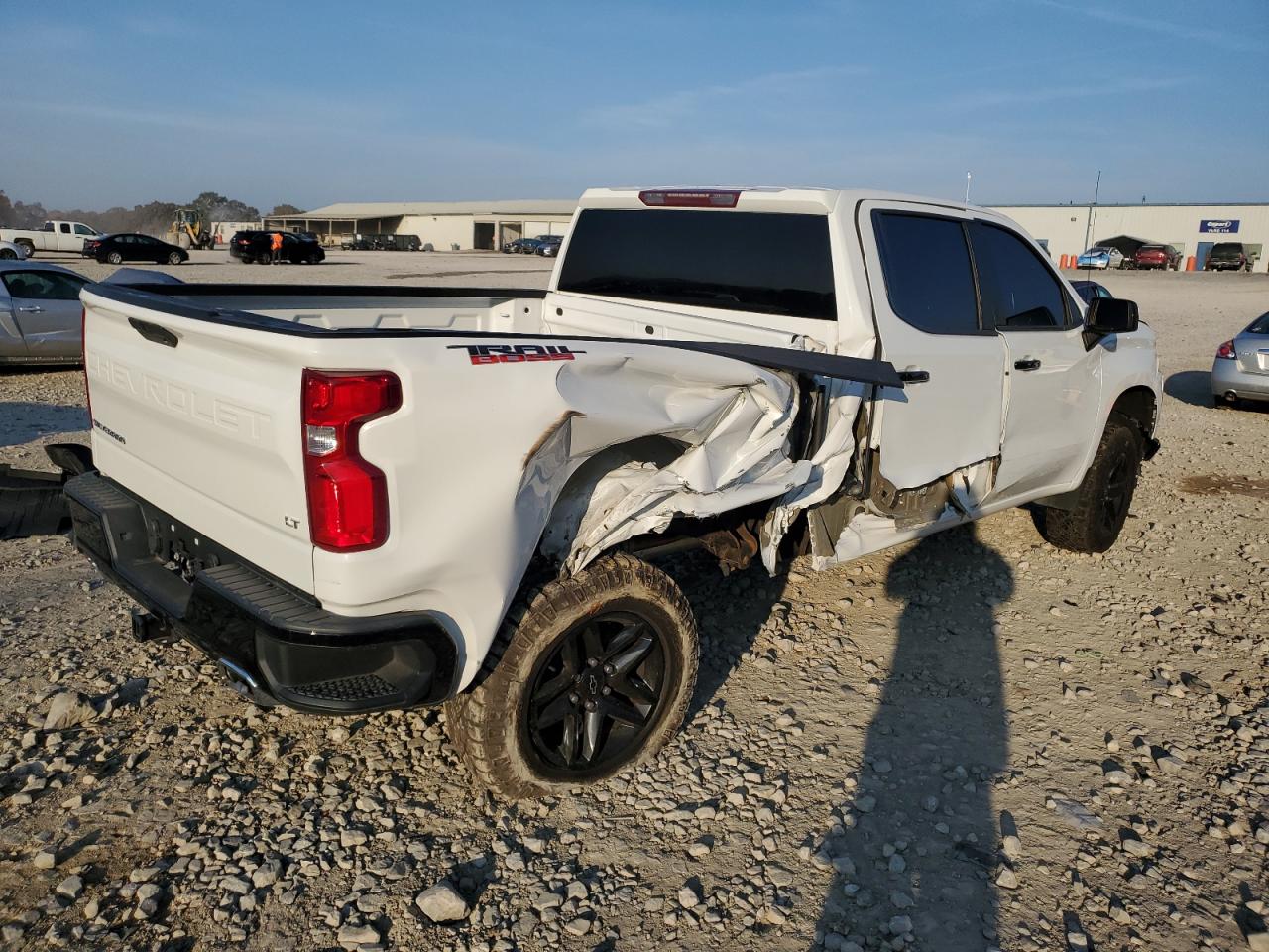 2020 Chevrolet Silverado - Image 3