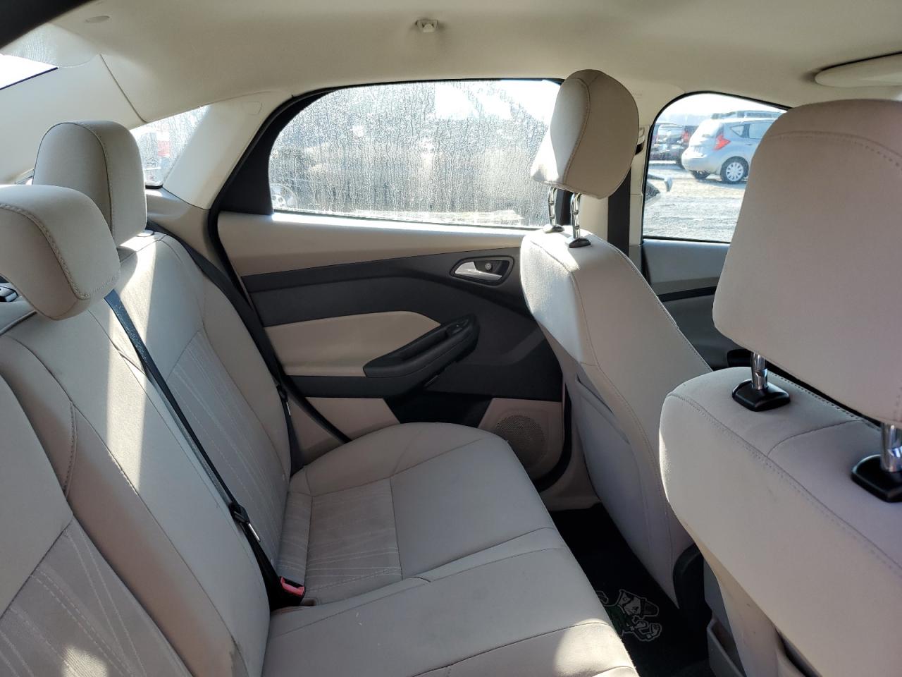 2015 Ford Focus - Image 10
