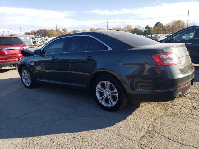 Седани FORD TAURUS 2016 Зелений