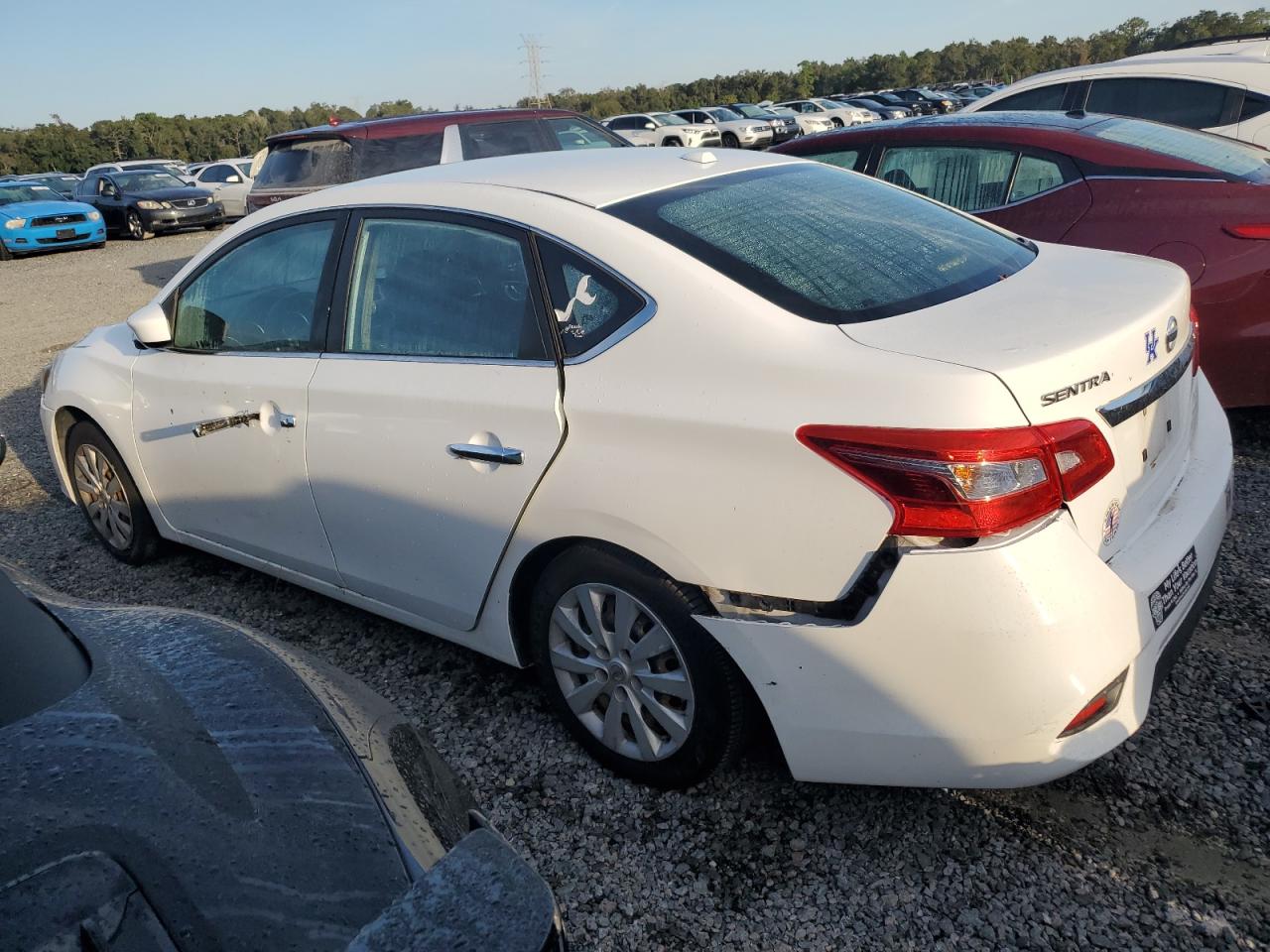 2016 Nissan Sentra - Image 2