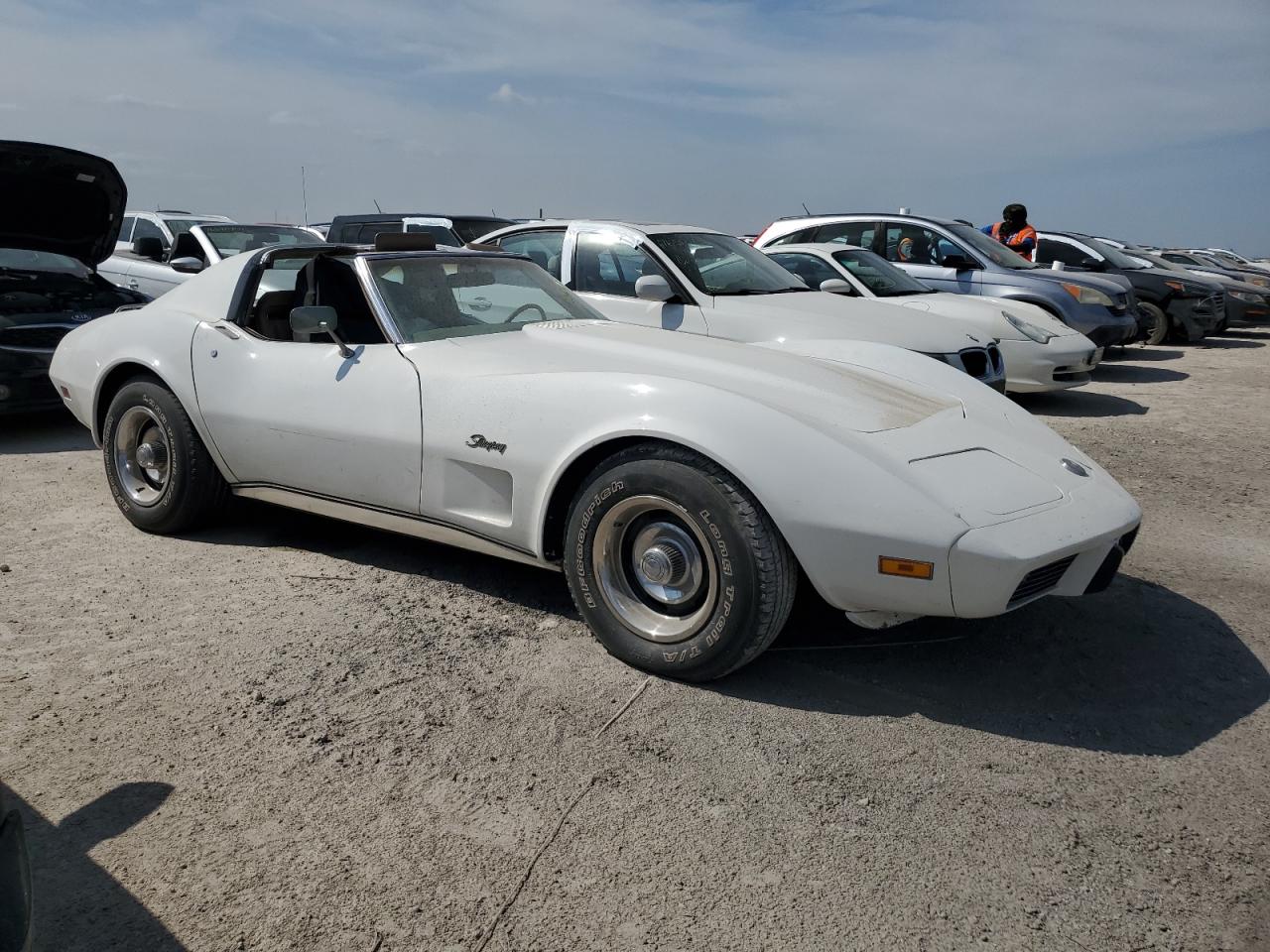 1975 Chevrolet Stingray VIN: 1Z37J5S415144 Lot: 75243094