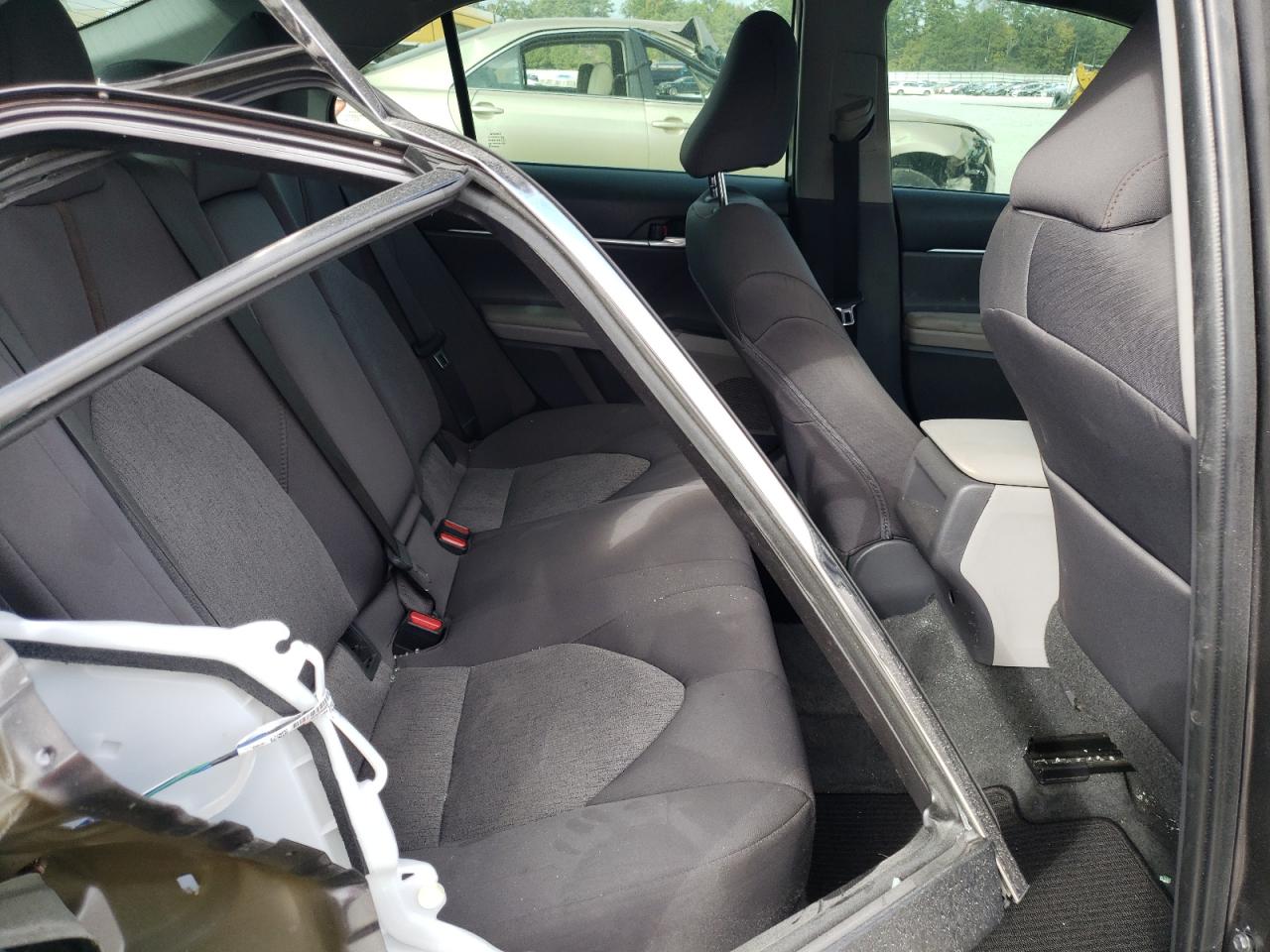 2018 Toyota Camry - Image 10