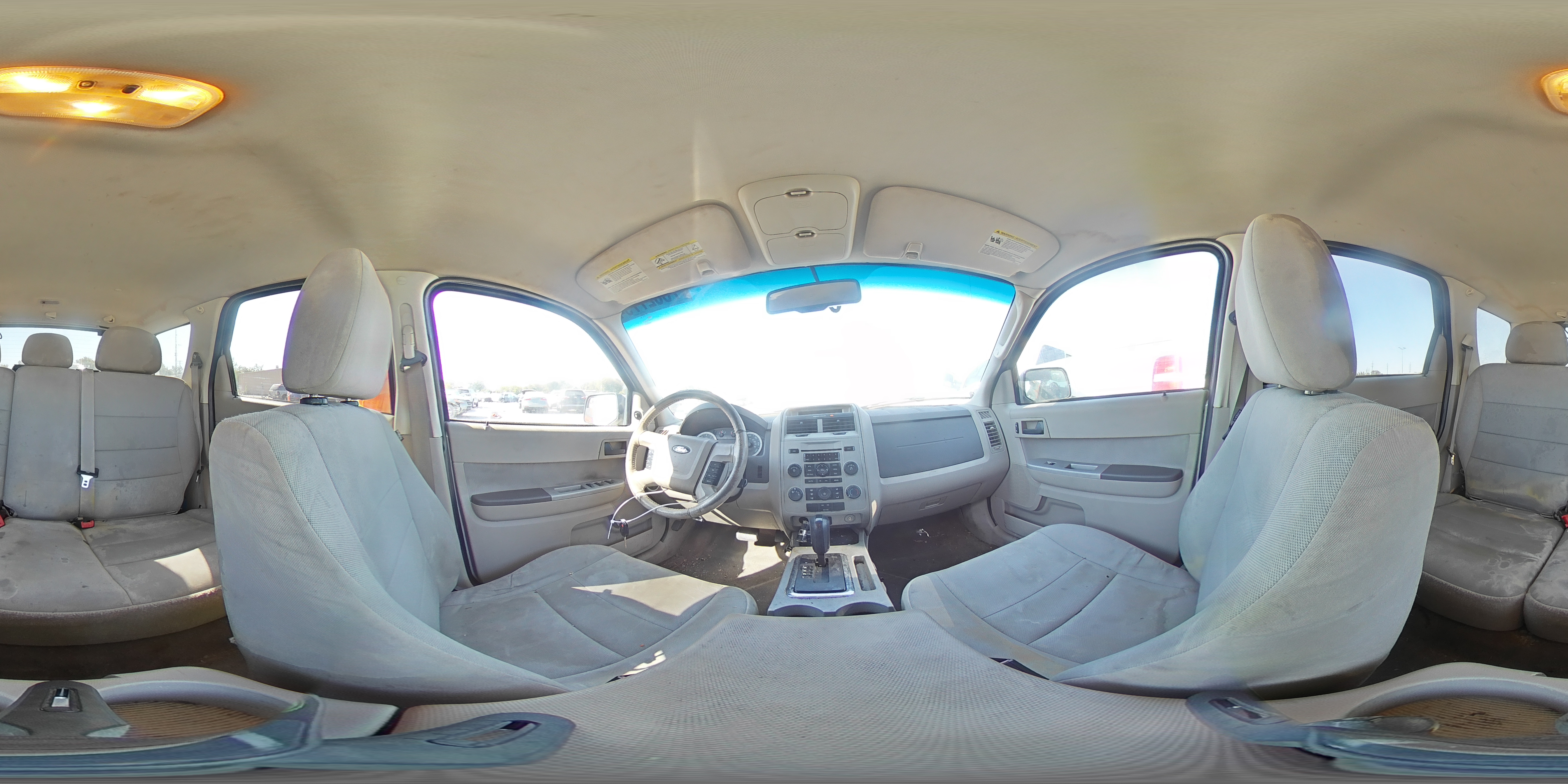 2010 Ford Escape - Image 13