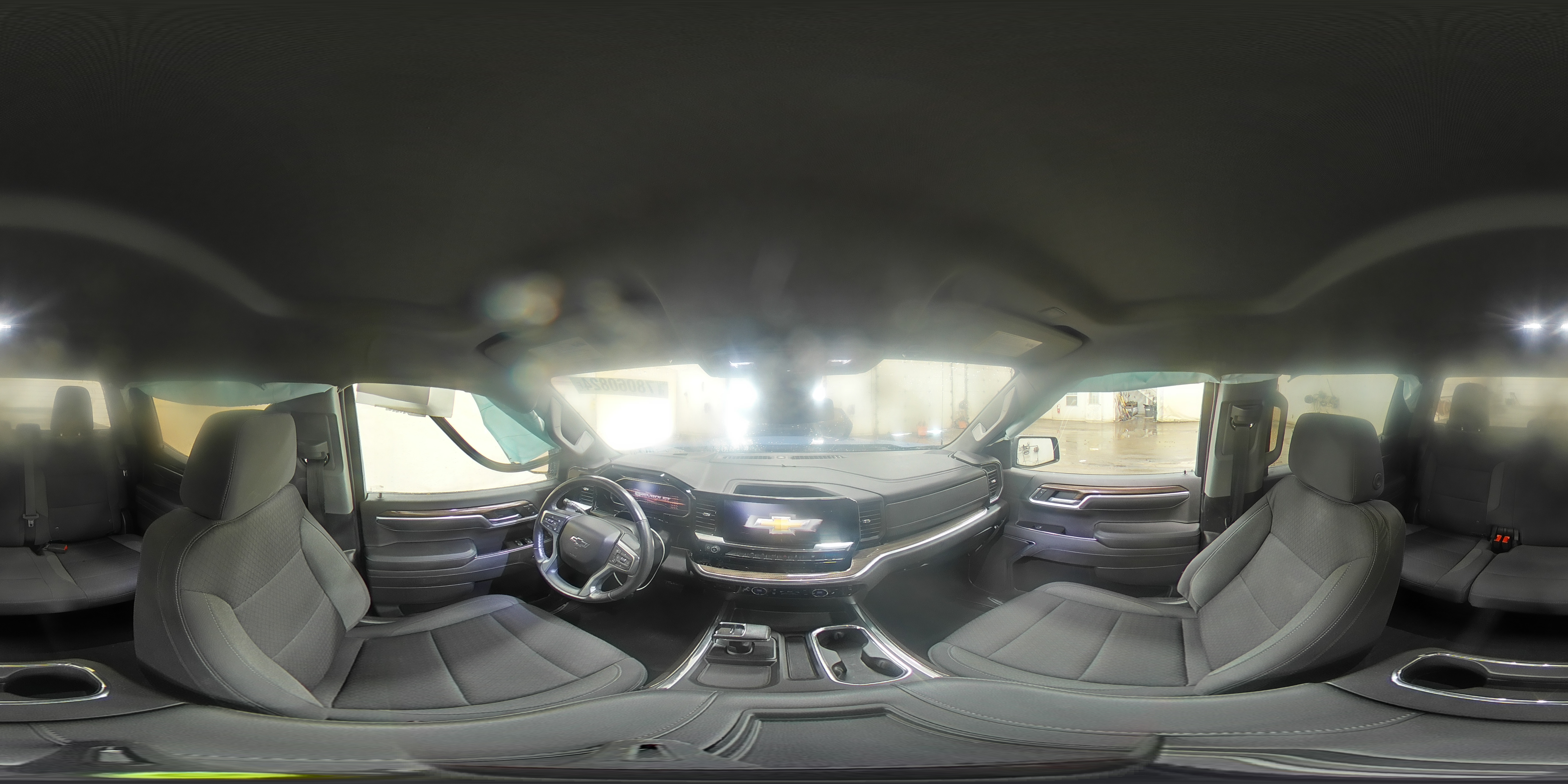 2022 Chevrolet Silverado - Image 14