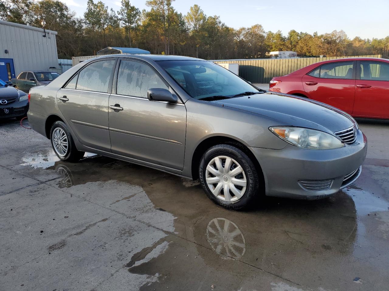2005 Toyota Camry - Image 4