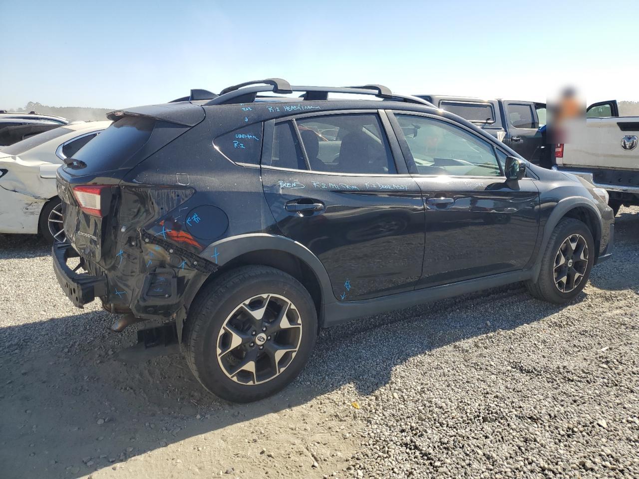 VIN JF2GTABC2JH228184 2018 SUBARU CROSSTREK no.3