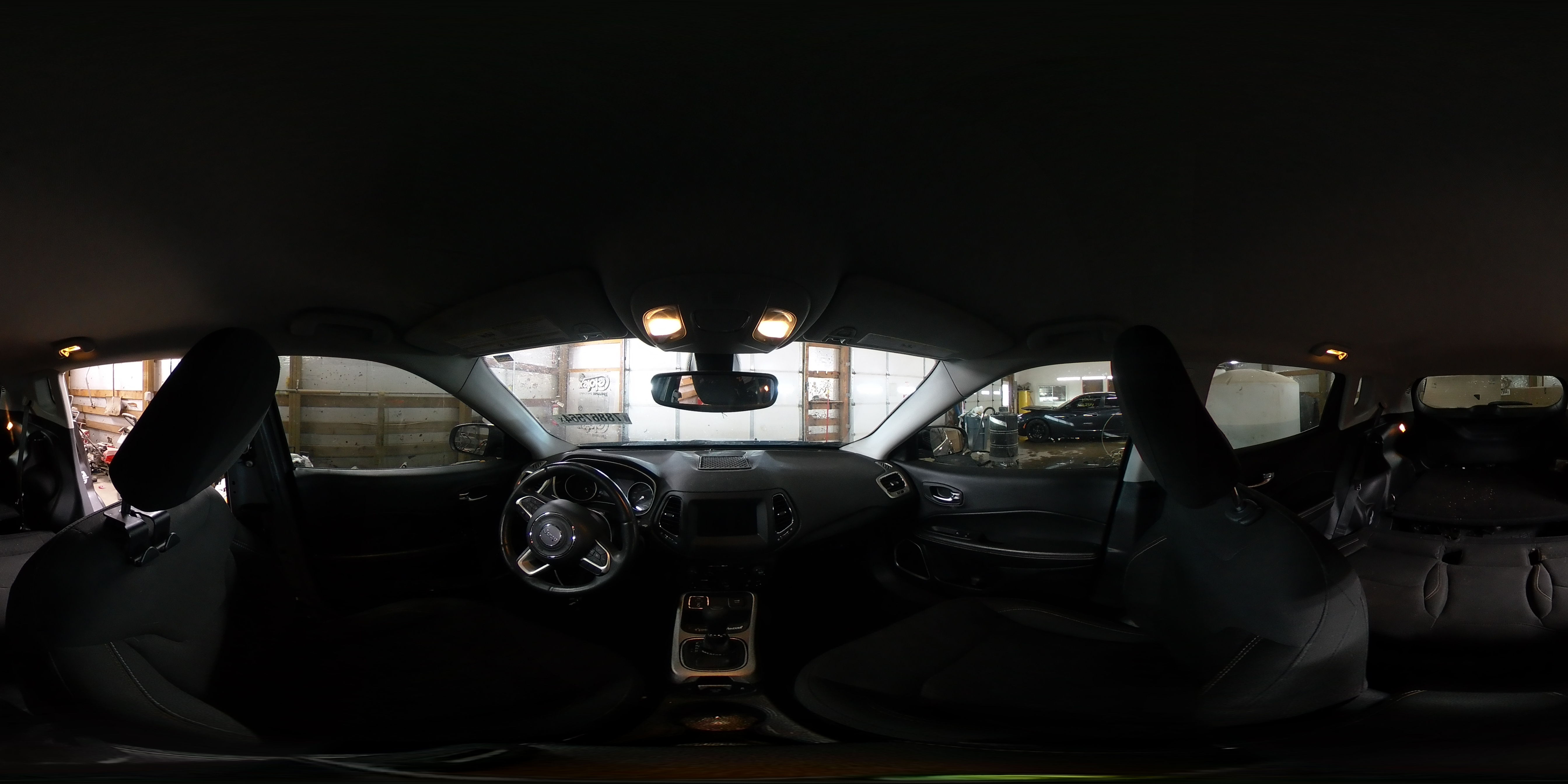 2018 Jeep Compass - Image 16