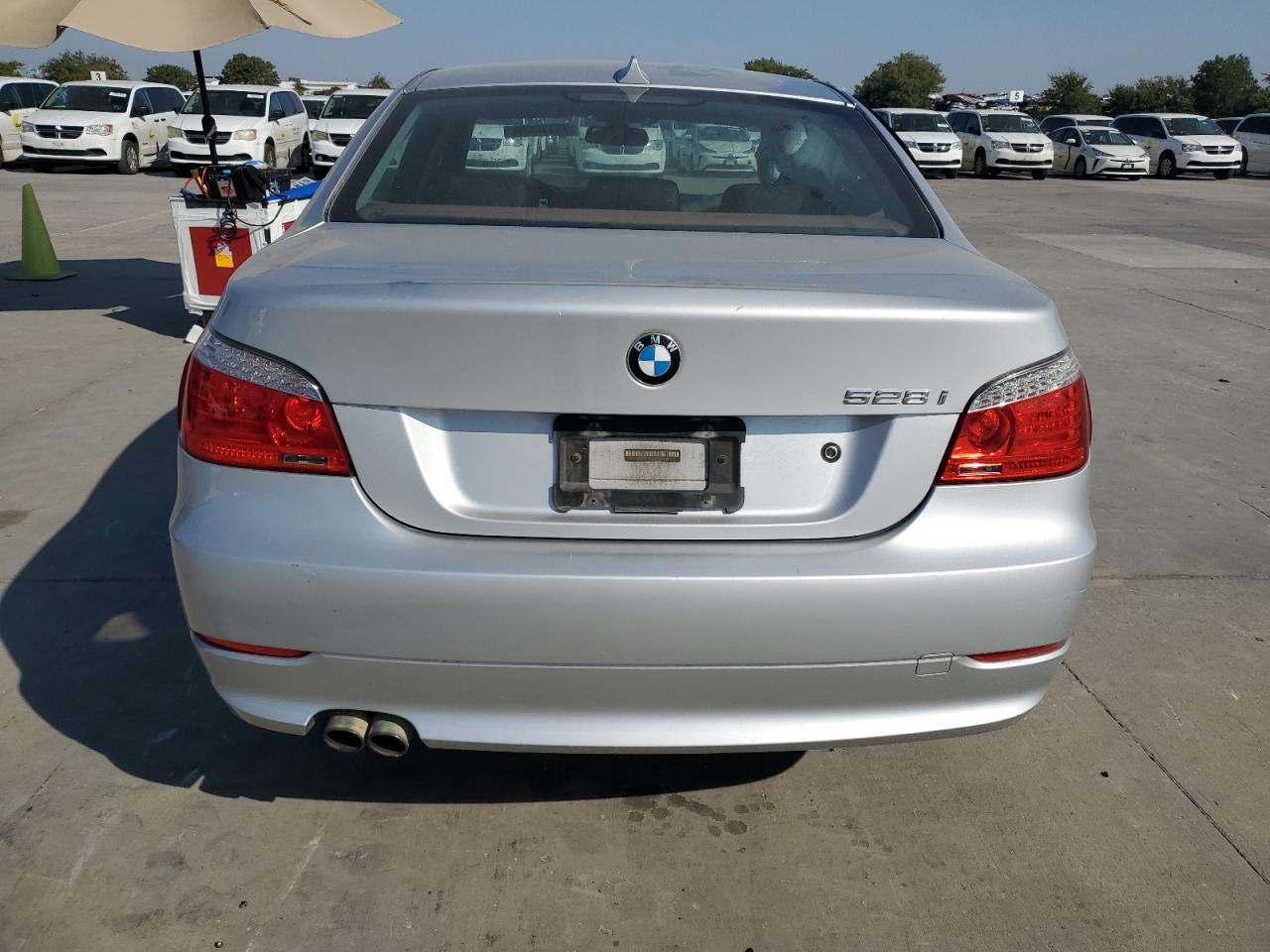 2010 BMW 528 Xi VIN: WBANV1C52AC444420 Lot: 75718964