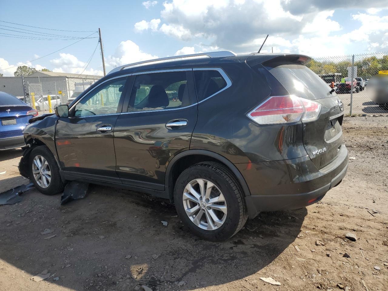 KNMAT2MVXGP726995 2016 NISSAN ROGUE - Image 2