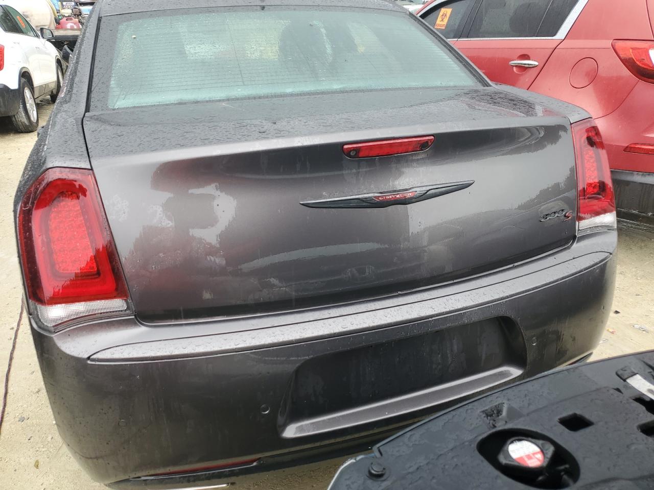 2021 Chrysler 300 - Image 6