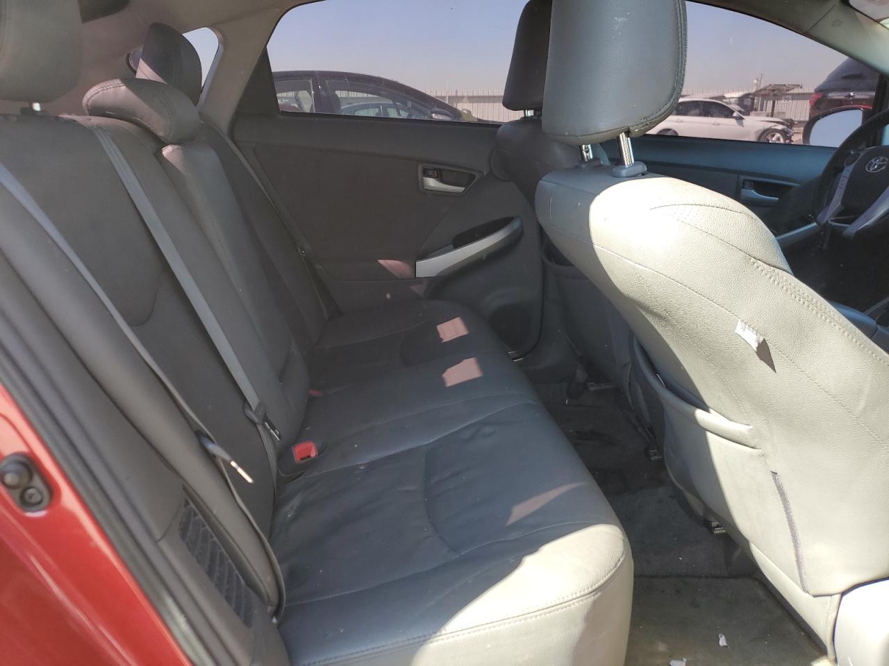 2011 Toyota Prius - Image 11