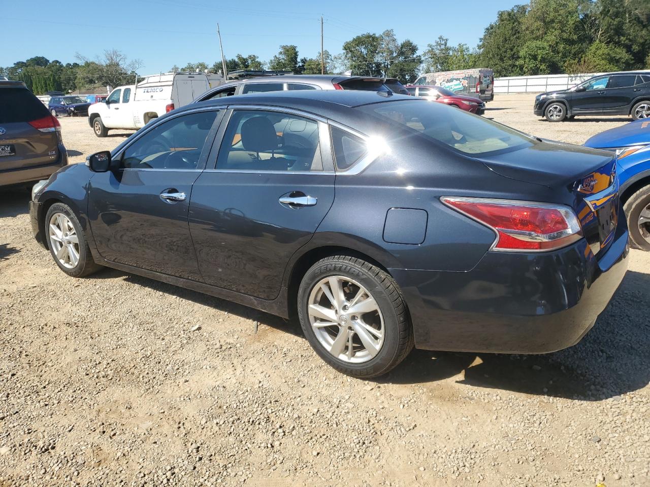 1N4AL3AP2FC229852 2015 NISSAN ALTIMA - Image 2