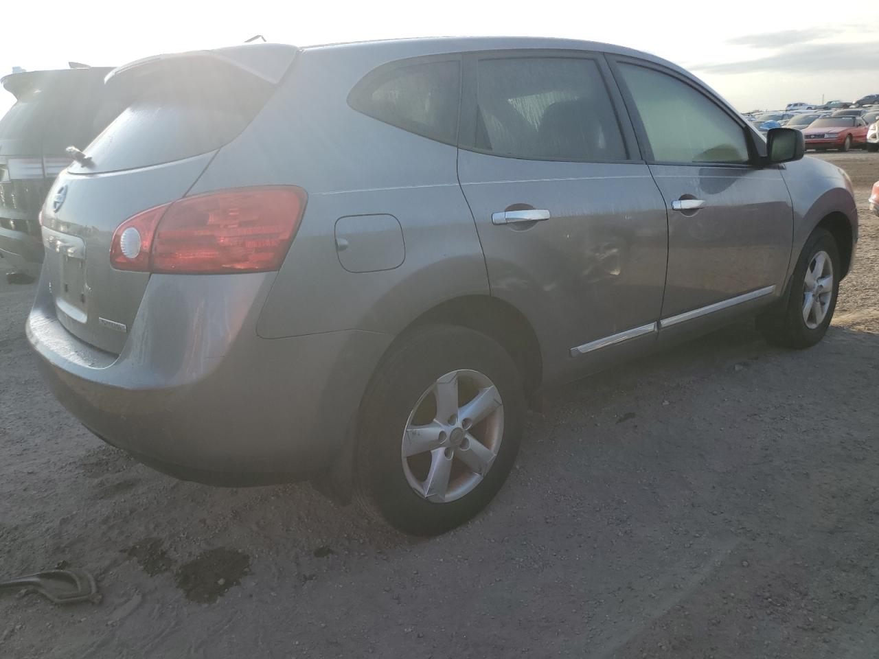 2012 Nissan Rogue - Image 3