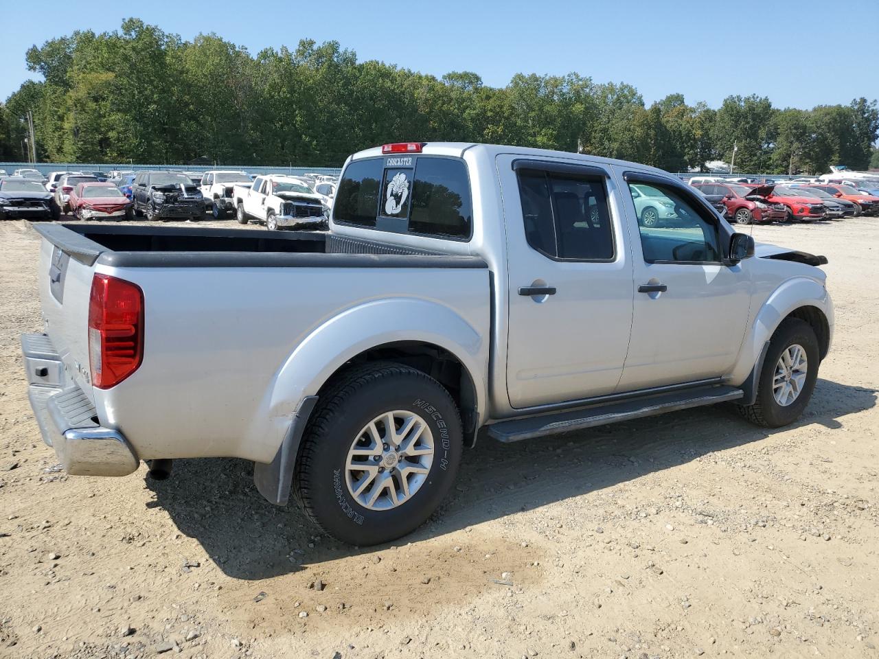 VIN 1N6AD0EV8KN701269 2019 NISSAN FRONTIER no.3