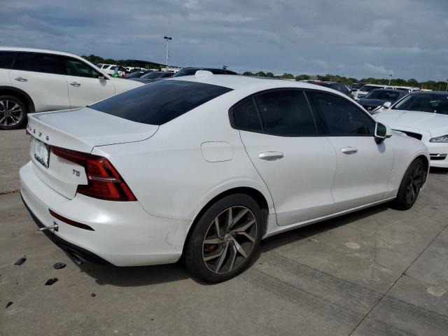  VOLVO S60 2020 Белы