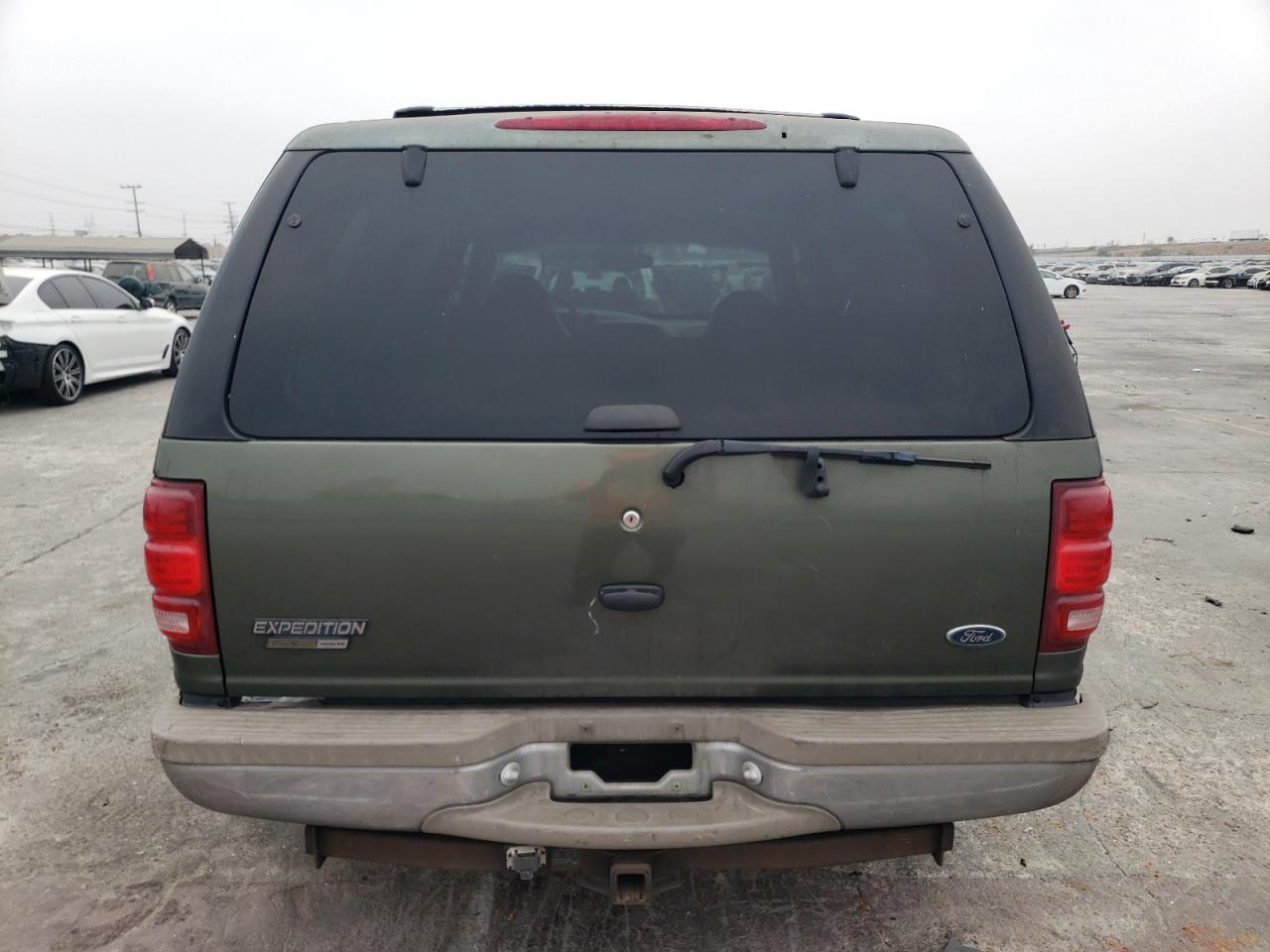 2001 Ford Expedition Eddie Bauer VIN: 1FMRU17L81LA85456 Lot: 75678844