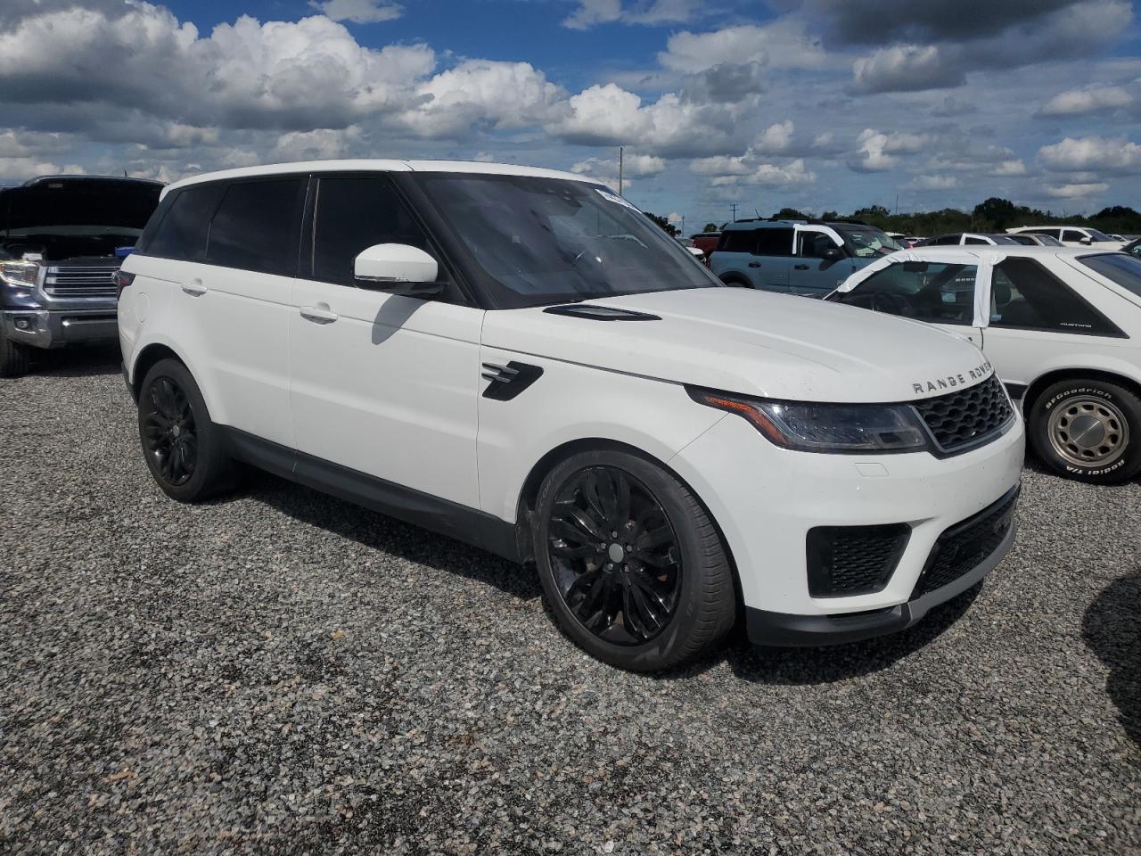 2020 Land Rover Range Rover - Image 4