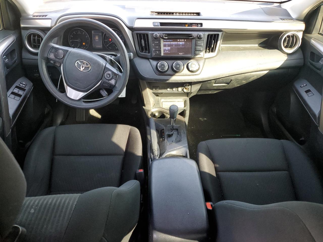 2018 Toyota RAV 4 - Image 8