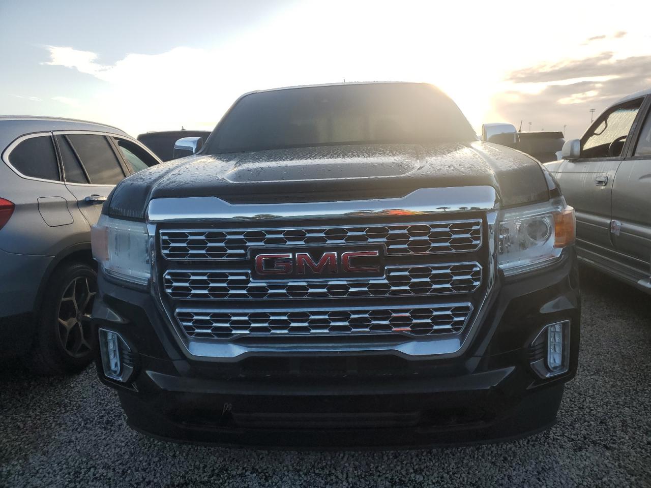 2022 GMC Canyon - Image 5