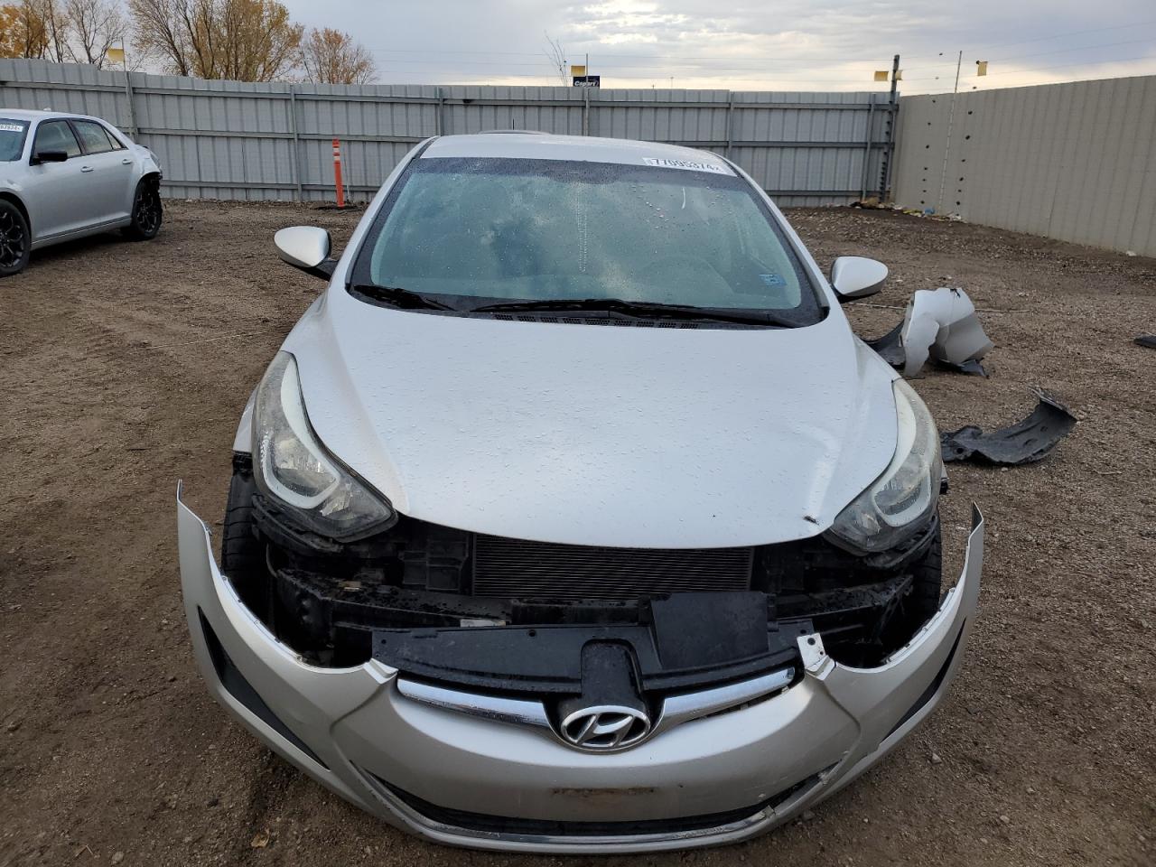 2016 Hyundai Elantra - Image 5