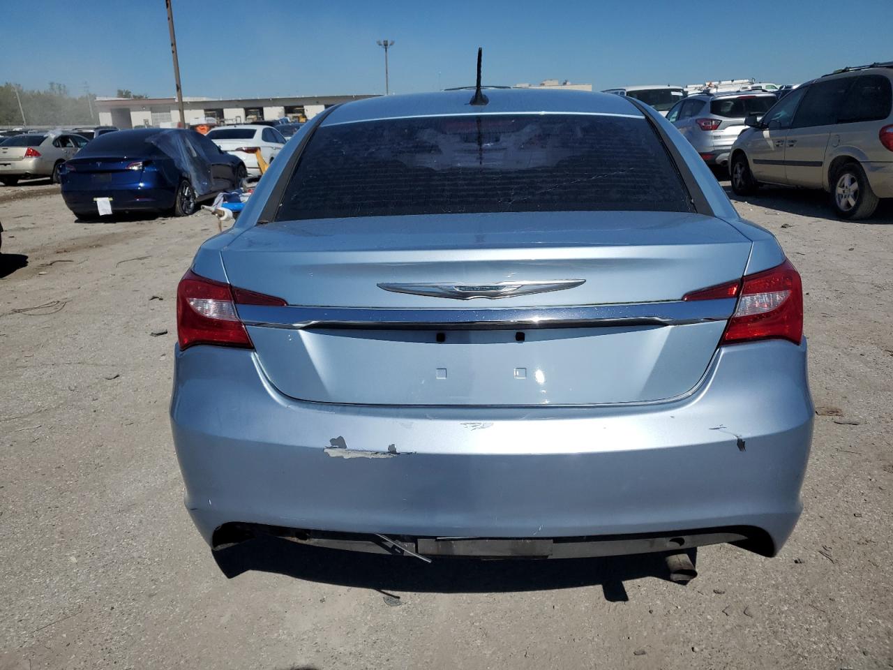 2012 Chrysler 200 Lx VIN: 1C3CCBAB1CN330628 Lot: 74278284