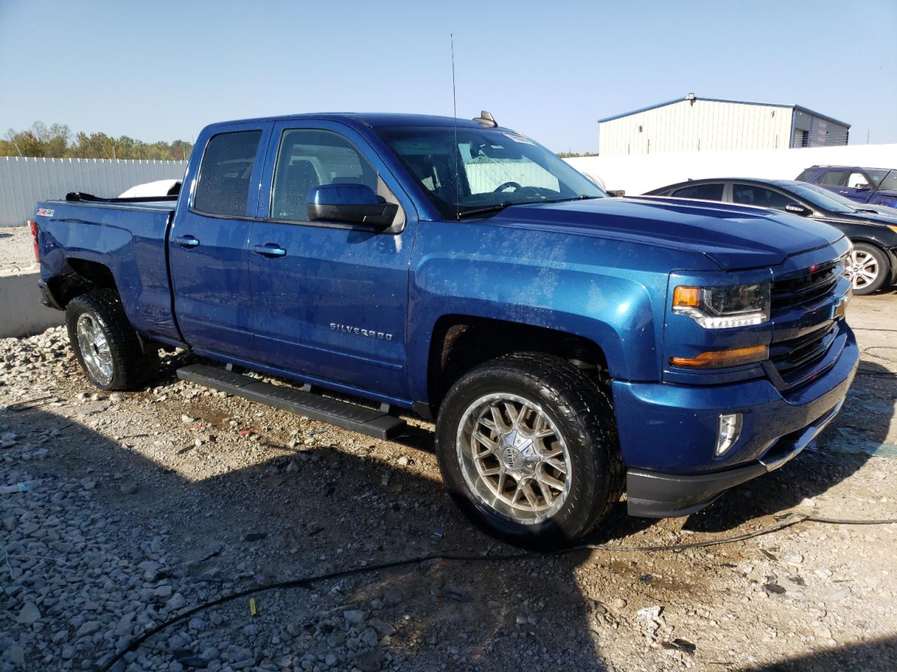 2017 Chevrolet Silverado K1500 Lt VIN: 1GCVKREC8HZ151196 Lot: 74955674