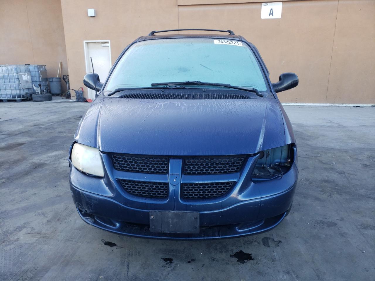 2001 Dodge Caravan - Image 5