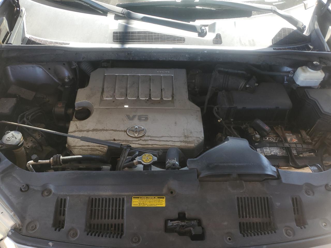 2011 Toyota Highlander - Image 11