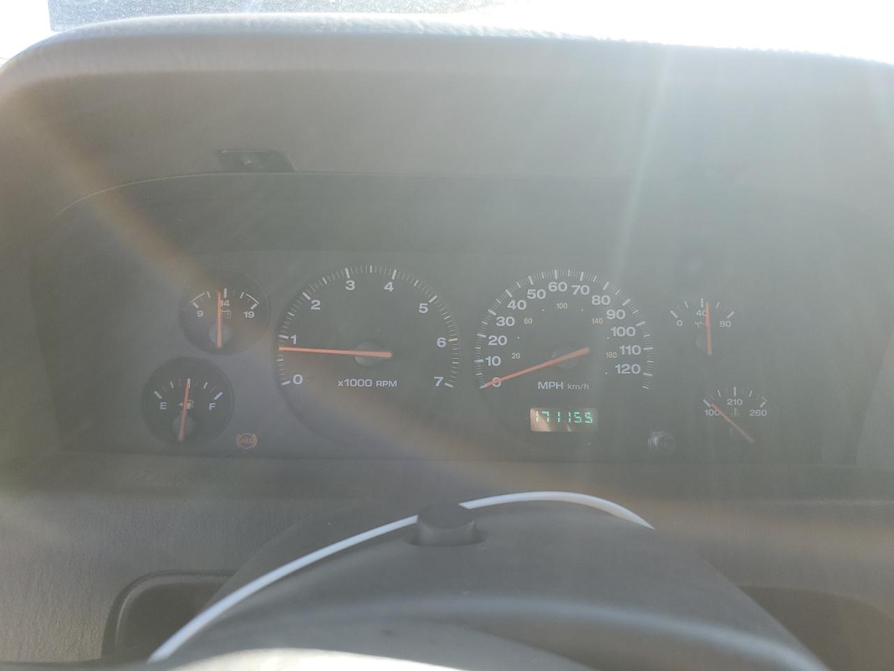 2000 Jeep Grand Cherokee - Image 9