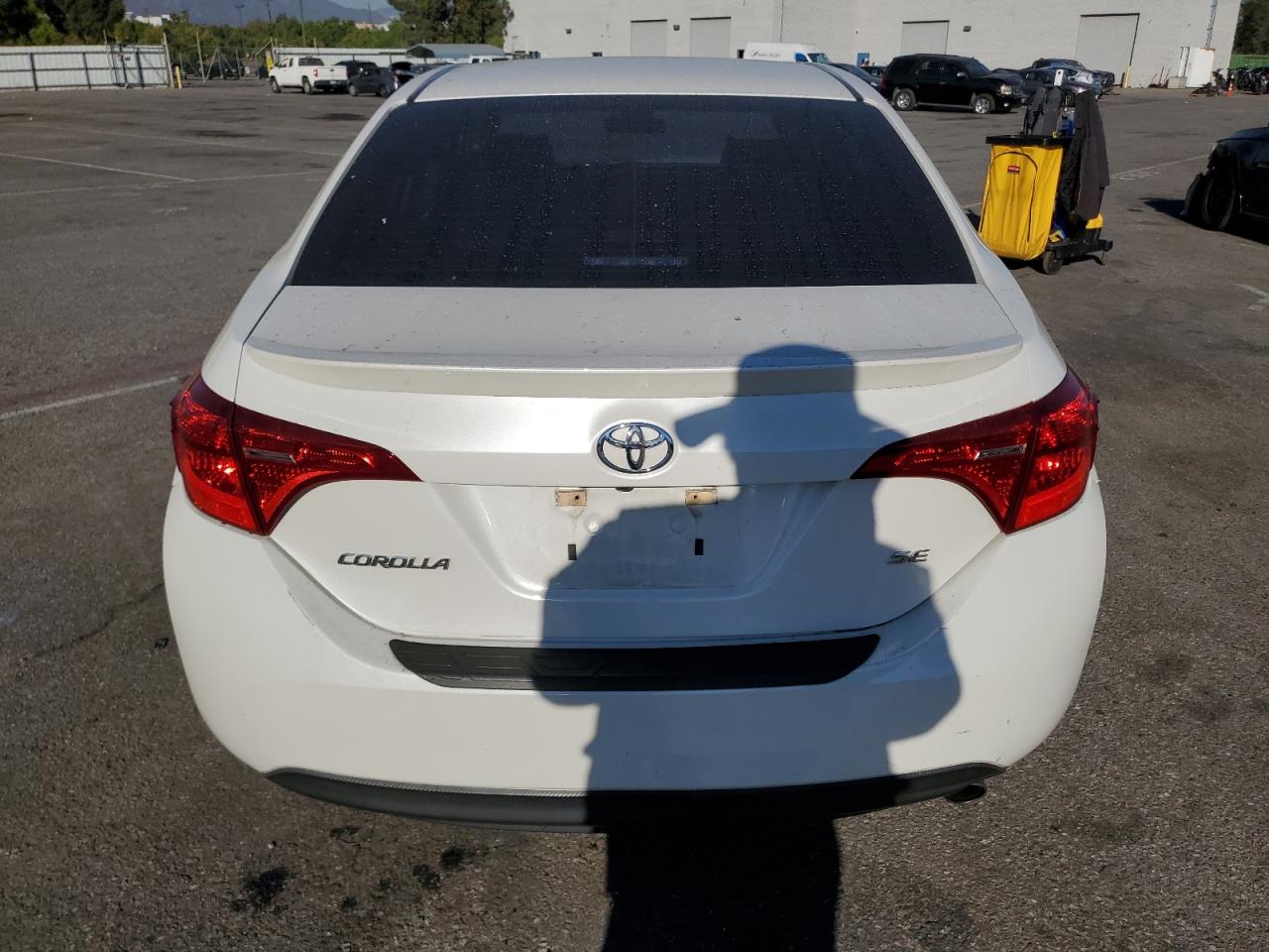 5YFBURHE9JP801759 2018 Toyota Corolla L