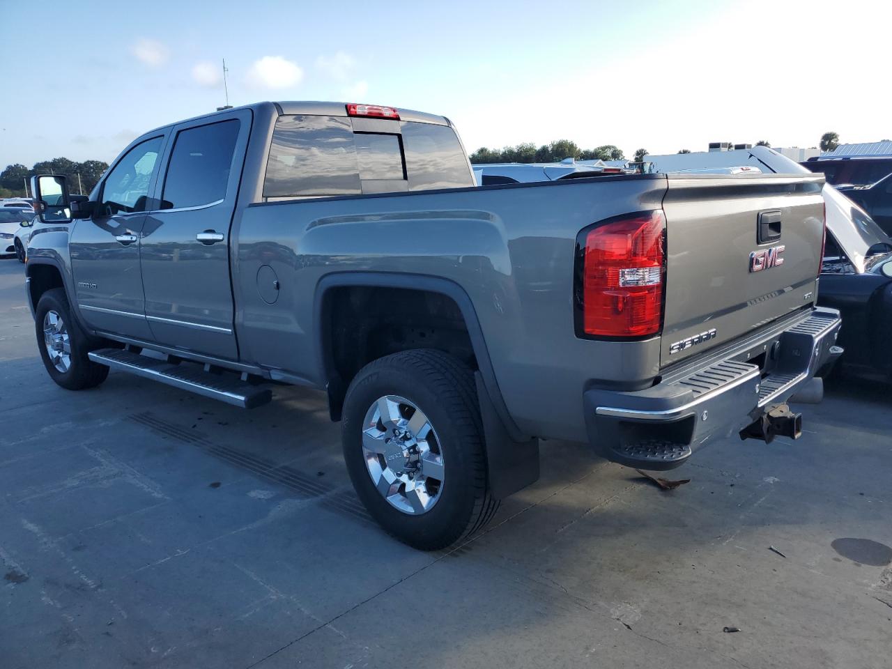 2017 GMC Sierra - Image 2
