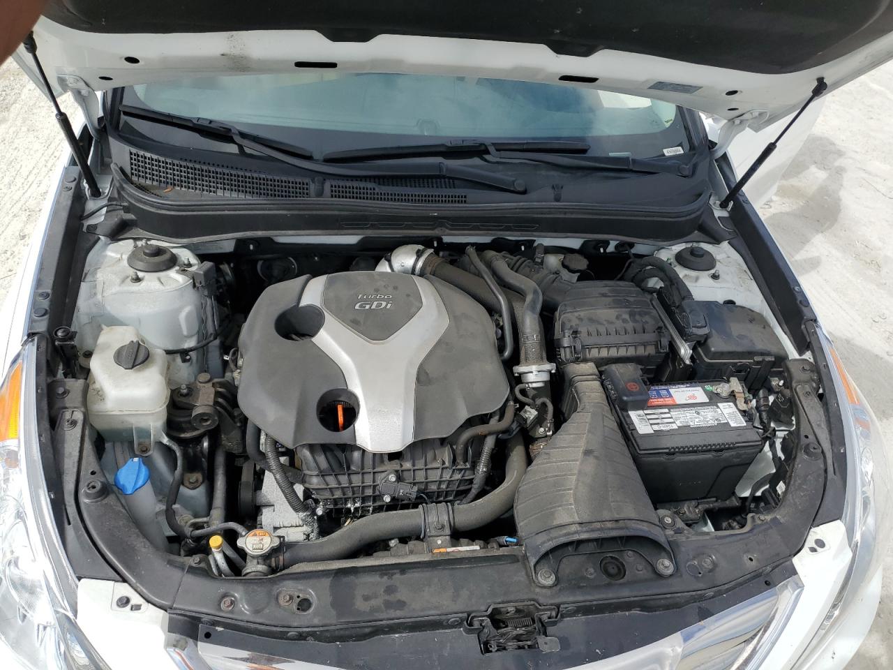 2013 Hyundai Sonata - Image 11